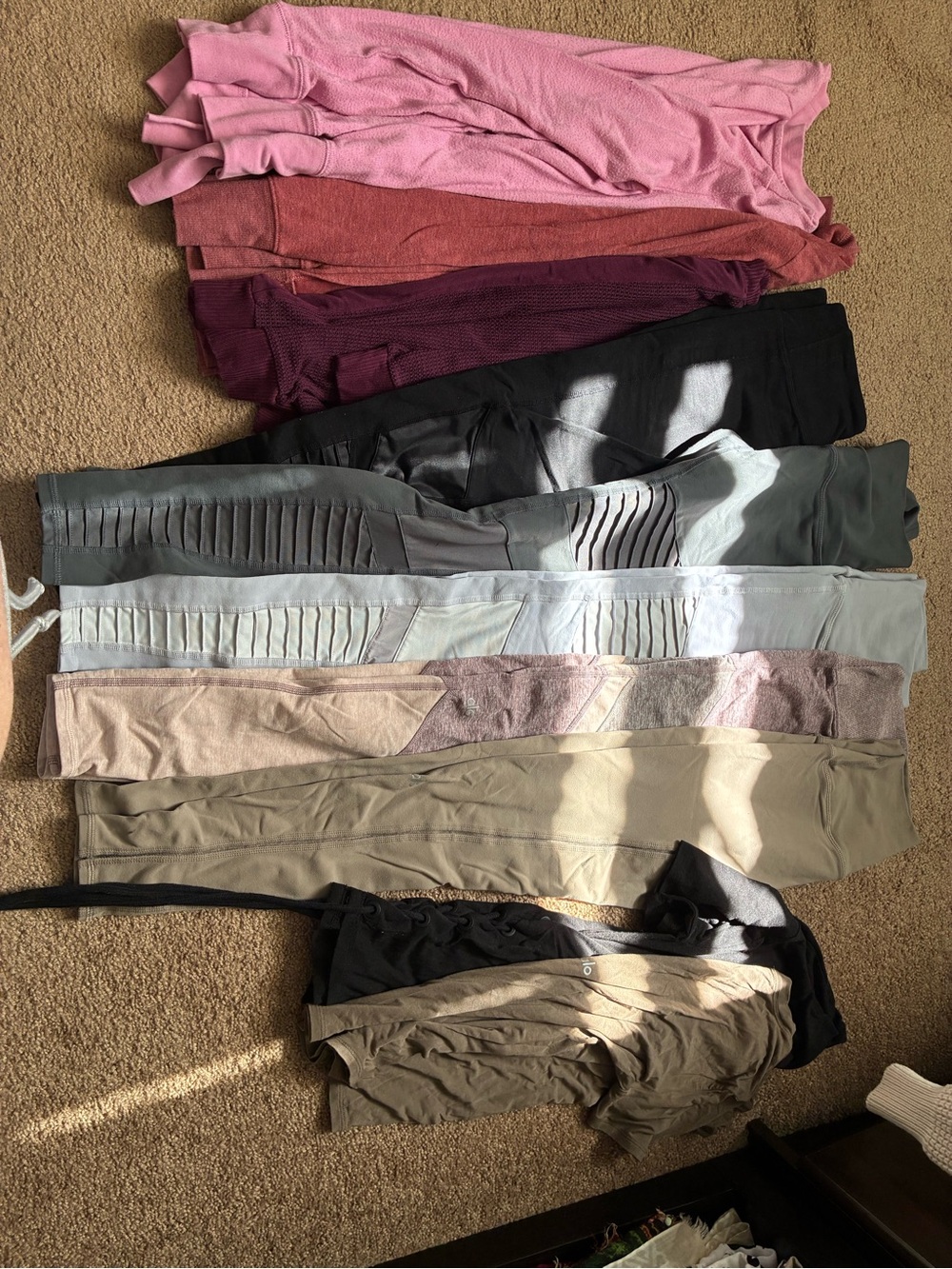 ALO Yoga Legging Bundle in Pink, Burgundy, Black, Gray, Olive, Beige